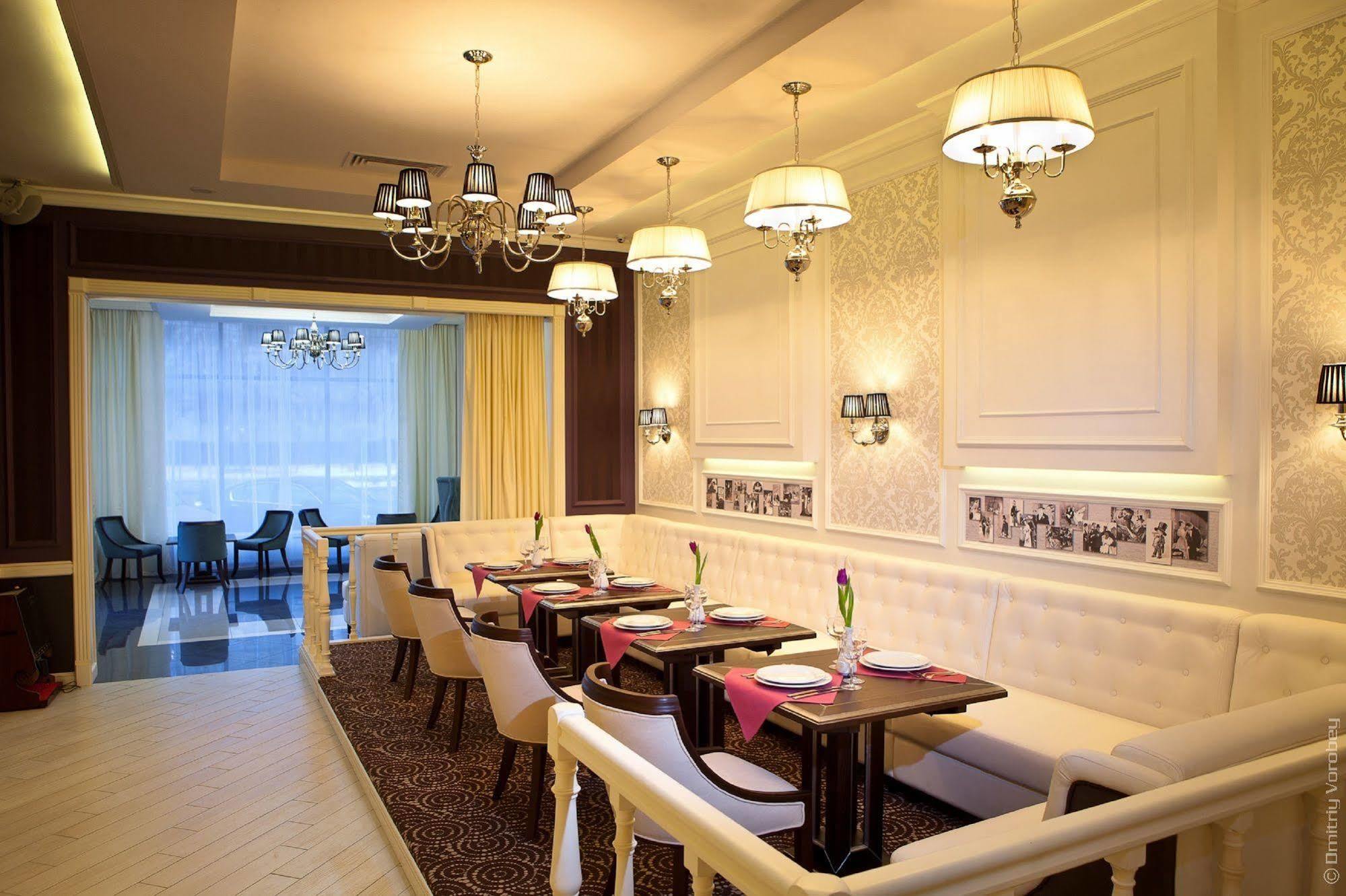 Kiroff Hotel Kharkov Ngoại thất bức ảnh